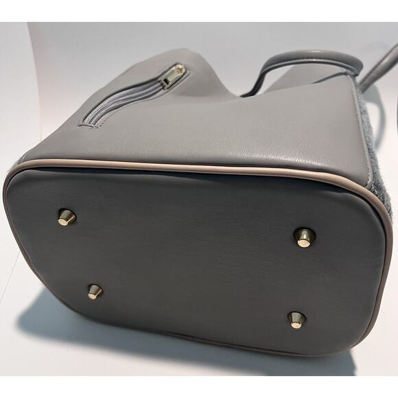 Samoe, Grey Leather purse with plaid faux fur sides with Bag, NWT - Picture 9 of 9